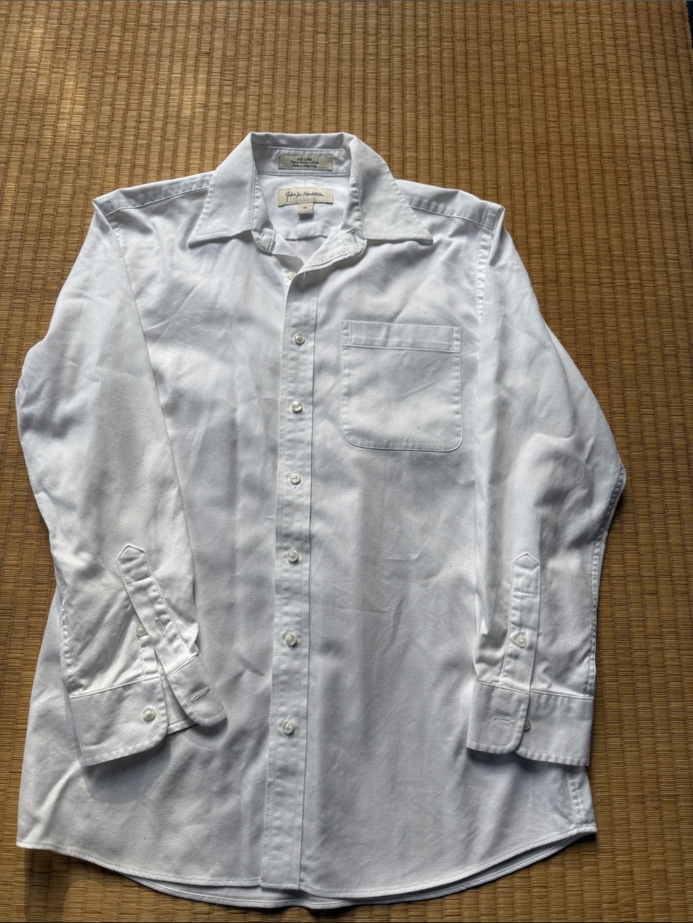 Classic White Oxford Cloth Long-Sleeve Button-Up Dress Shirt